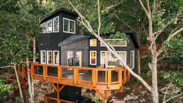 Tiny BNB - Tiny Georgia Treehouses