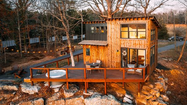 Tiny BNB - Tiny Treehouse Overlooks