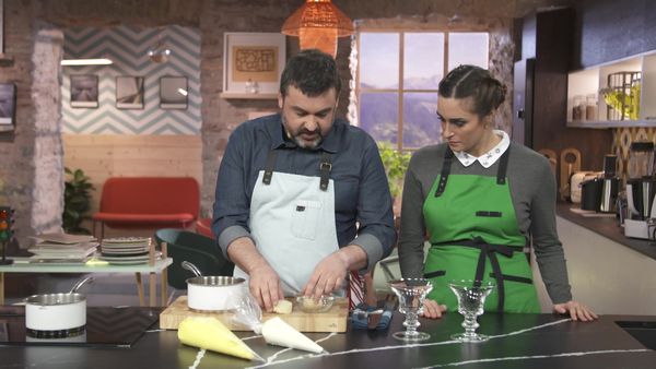A Bocados - Guiso De Alcachofas Y Habas Con Almejas