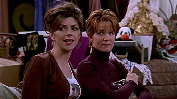 Caroline in the City - Caroline And The Visit From The Mom