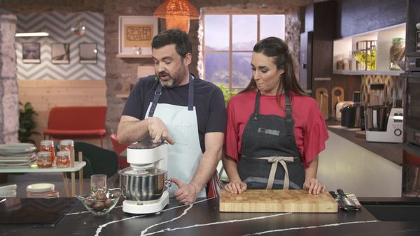 A Bocados - Burguer De Garbanzos Con Acelgas Y Queso