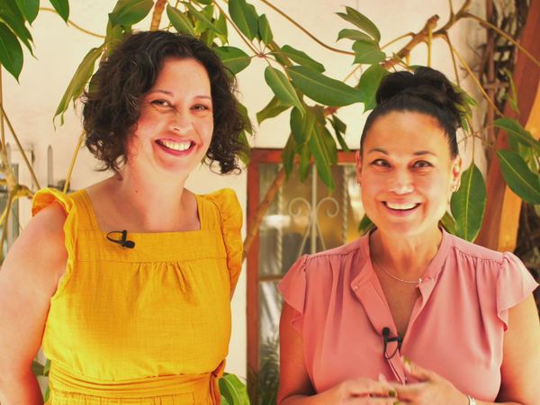 Million Dollar House Hunters - Dee and Her Friend Terry