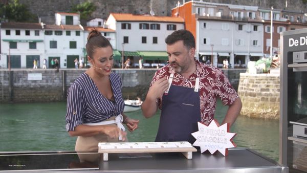 A Bocados - Gallo con crema de ajo y refrito