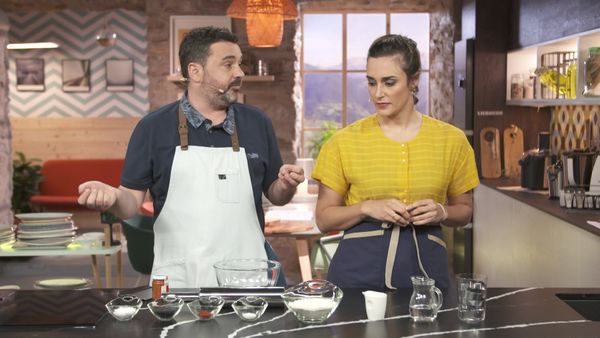 A Bocados - Costillas Asadas Con Tuberculos