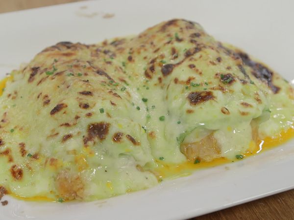 A Bocados - Canelones de atún en hojas de berza