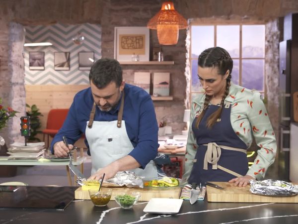 A Bocados - Verduras en papillote sobre polenta gratinada y majado de tomate seco