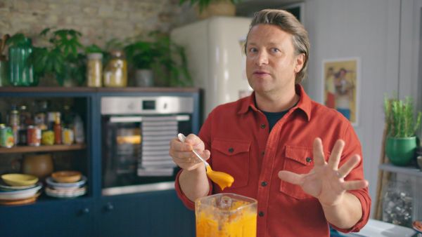 Jamie's 5 Ingredient Meals - Episode 102