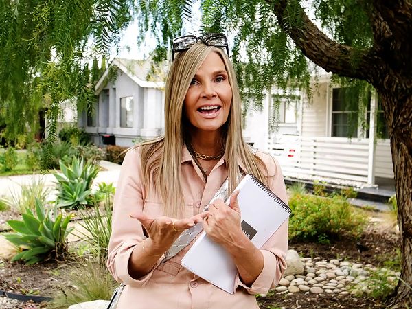 The Vision Maker with Anne-Marie Barton - Sabrina's Scandinavian Bedroom Sanctuary