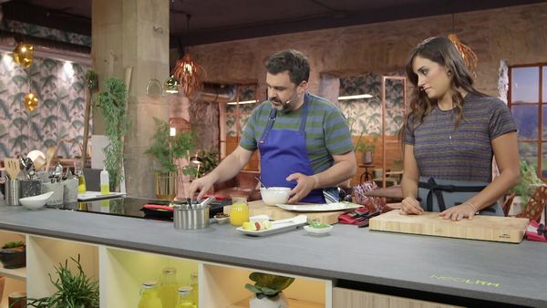 A Bocados - Gabriela Uriarte Invitado: Javi Sierra, cocinero y presentador de 'Juego de cartas'