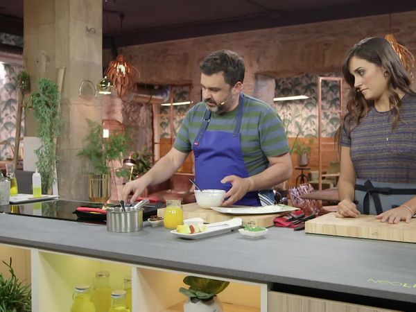 A Bocados - Gabriela Uriarte Invitado: Javi Sierra, cocinero y presentador de 'Juego de cartas'