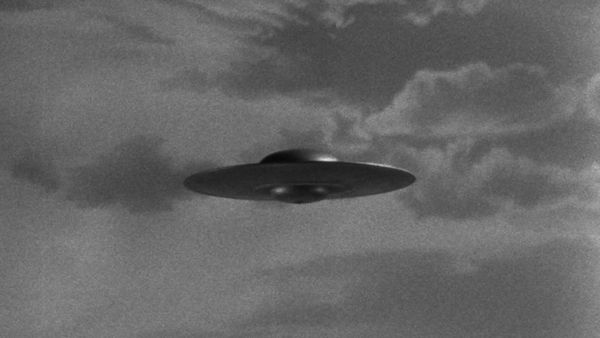 The Twilight Zone - On Thursday We Leave For Home