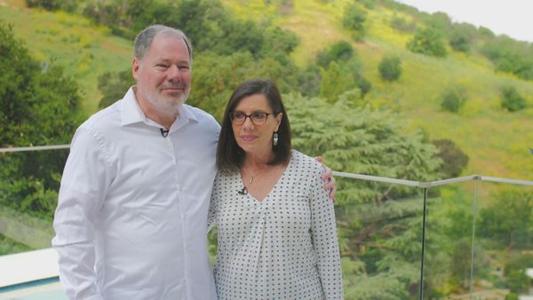 Million Dollar House Hunters - Winter Hideaway