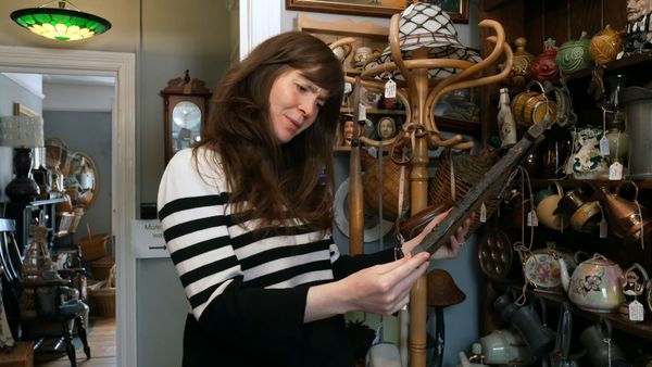 Antiques Road Trip - Pontypridd to Bee Town