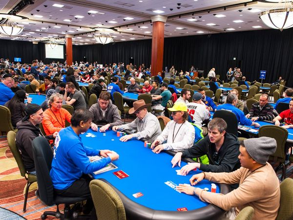World Poker Tour - Fallsview Poker Classic 2015 - Parte 1