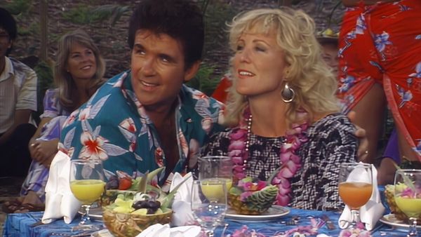 Growing Pains - Aloha, Parts 1 & 2