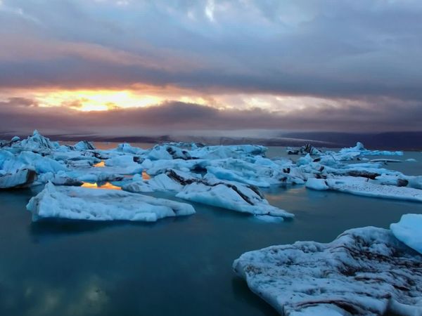 The Wonder List With Bill Weir - Iceland: The Wedding Crash