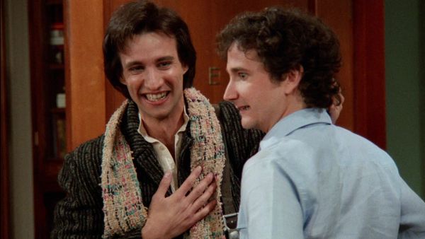 Perfect Strangers - Knock Knock, Who's There? (Pilot)