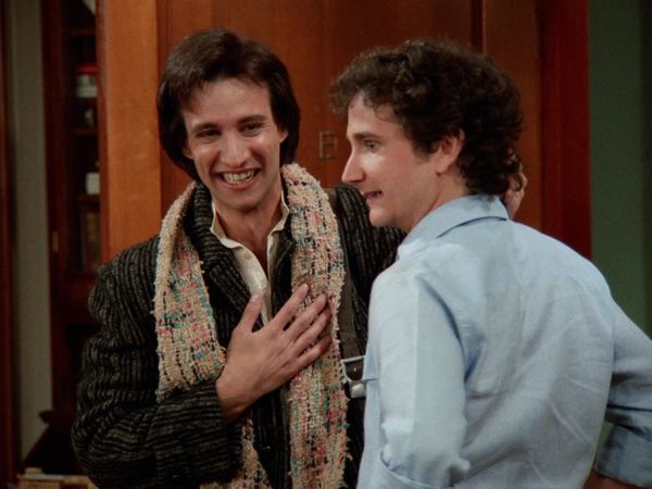 Perfect Strangers - Knock Knock, Who's There? (Pilot)