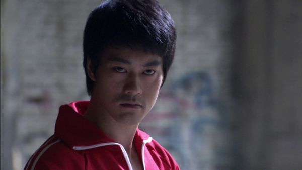 Bruce Lee - A Lenda - Bruce Lee: A Lenda - Episódio 31