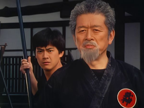 Jiraya - O incrível Ninja - 13 - As Sete Sombras Sainin Gyūma Família Yamashi