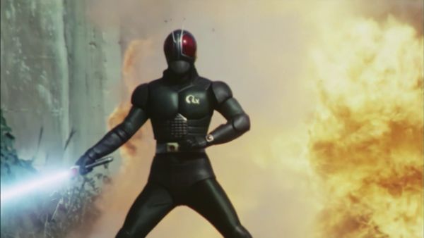 Kamen Rider Black RX - Raidron, O Carro da Luz