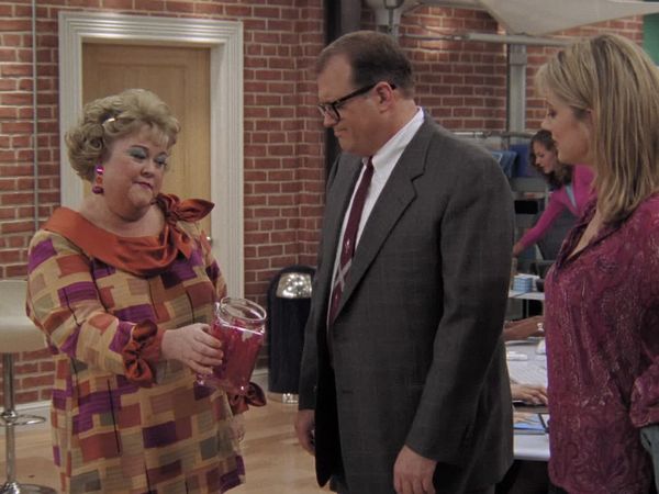 The Drew Carey Show - Drew & the Life-Size Jim Thome Cut-Out