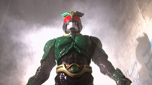 Kamen Rider Agito - El puño del monstruo triste