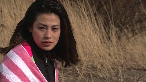 Kamen Rider Agito - ¡Choque en el lago!