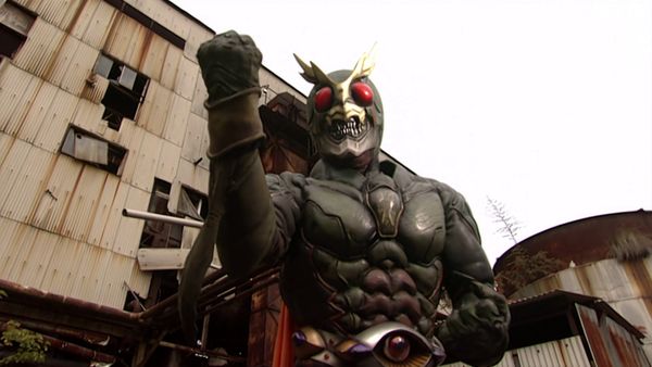 Kamen Rider Agito - La Oscuridad Comienza a Moverse