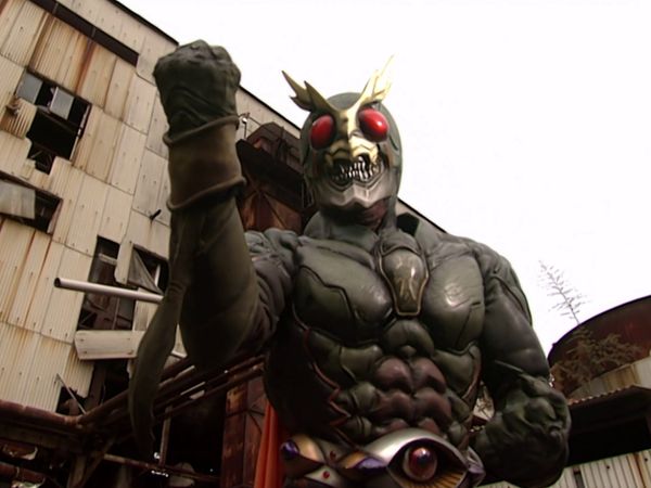 Kamen Rider Agito - La Oscuridad Comienza a Moverse
