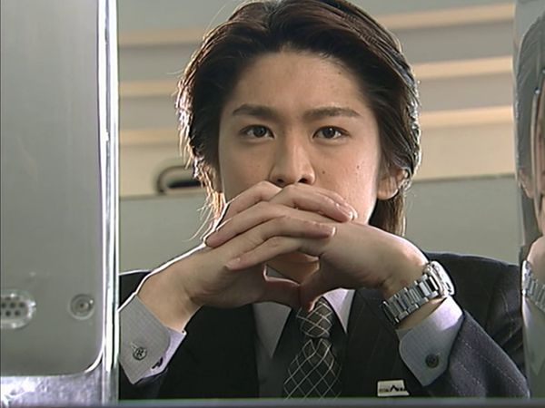 Kamen Rider 555 - Faiz - La Llegada del Nuevo Presidente