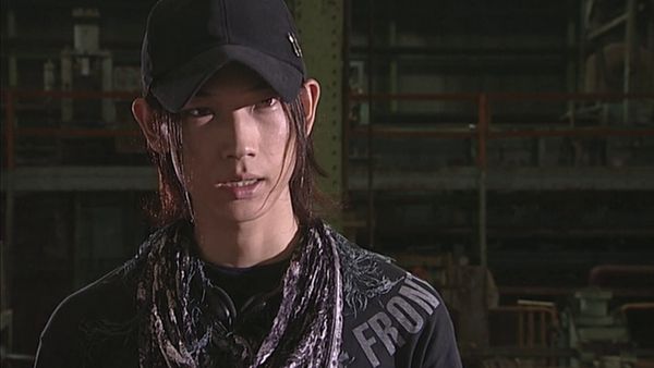 Kamen Rider 555 - Faiz - Los hilos cruzados