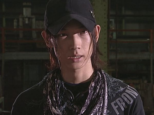Kamen Rider 555 - Faiz - Los hilos cruzados