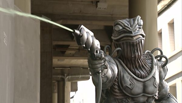 Kamen Rider 555 - Faiz - Delta entra en escena