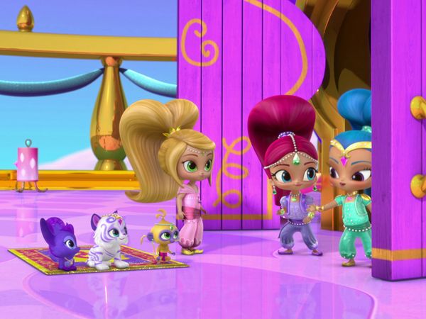 Shimmer and Shine - O Novo Quarto / Boom Zahra-mãe