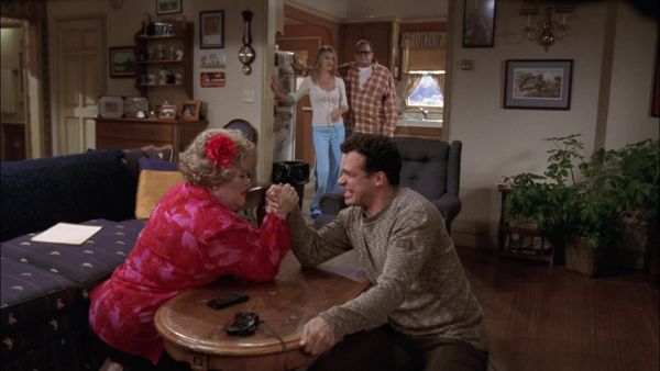 The Drew Carey Show - Sleeping With the Enemy