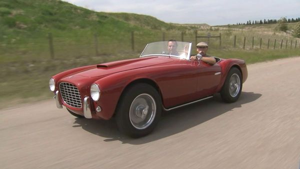 Mi Coche Clasico - Autos deportivos italianos de los años 50