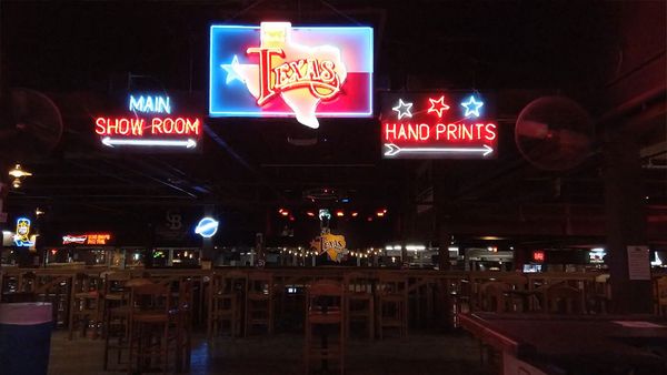 Landmarks: The Stages of Country Music - Billy Bob's