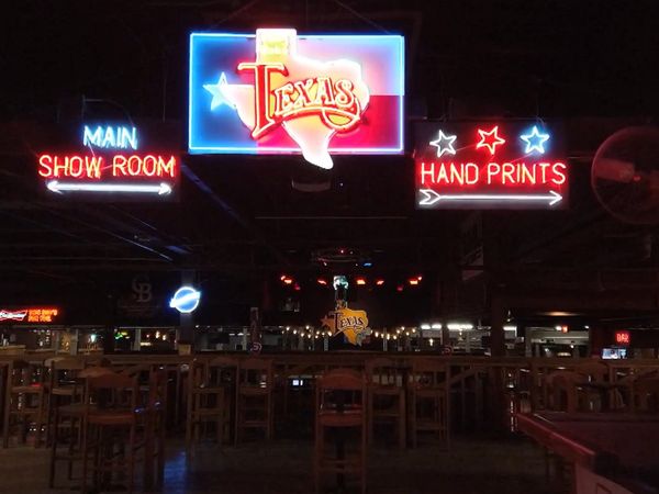 Landmarks: The Stages of Country Music - Billy Bob's