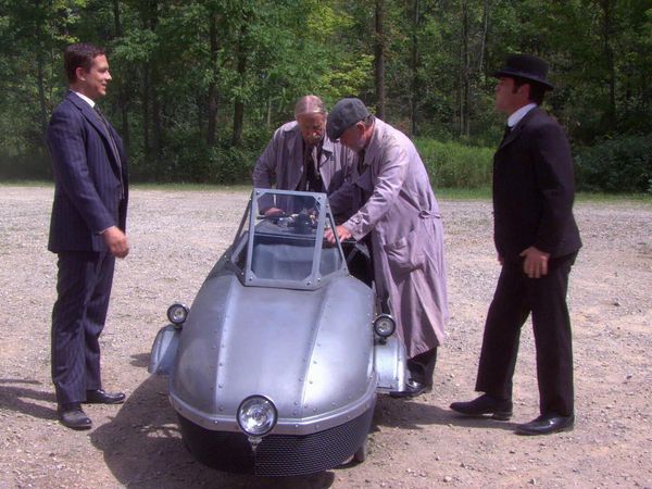 Los Misterios de Murdoch - ¿Quién mató al coche eléctrico?