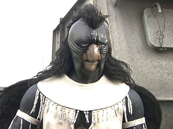 Kamen Rider Kuuga - Poderoso Enemigo