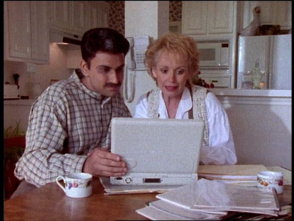 Unsolved Mysteries with Dennis Farina - Episode: 11