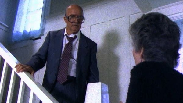 Unsolved Mysteries with Dennis Farina - Episode: 18