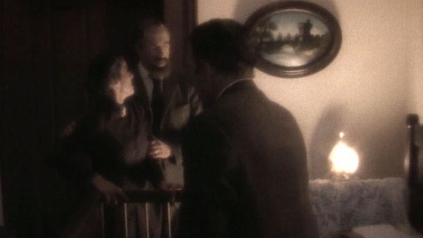 Unsolved Mysteries with Dennis Farina - Episode: 12