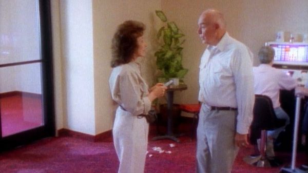 Unsolved Mysteries with Dennis Farina - Episode: 10