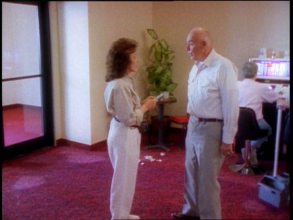 Unsolved Mysteries with Dennis Farina - Episode: 10