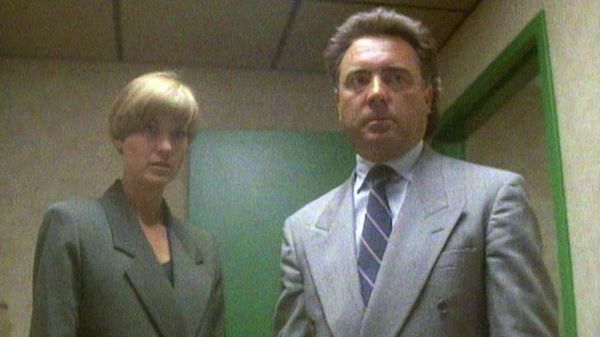Unsolved Mysteries with Dennis Farina - Episode: 22