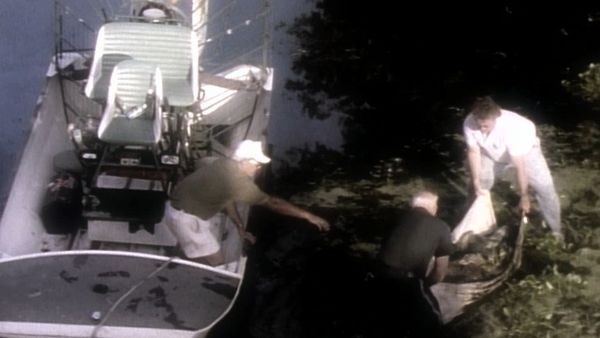 Unsolved Mysteries with Dennis Farina - Episode: 12