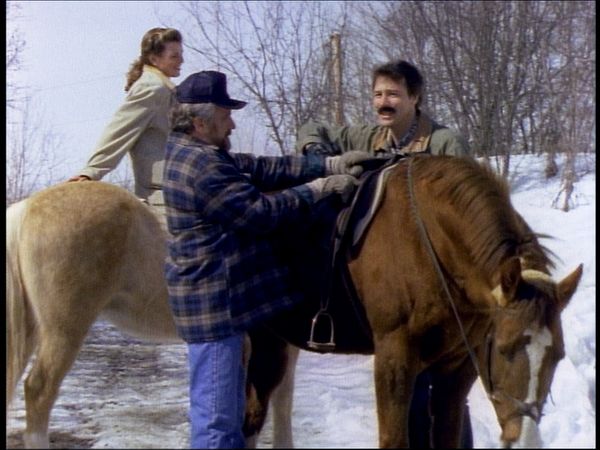 Unsolved Mysteries with Dennis Farina - Episode: 14