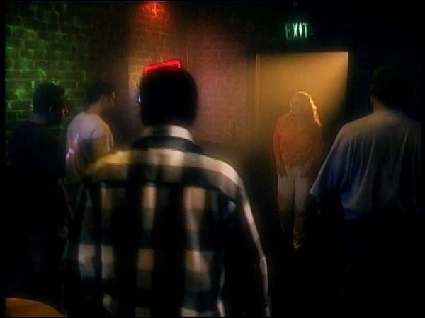 Unsolved Mysteries with Dennis Farina - Episode: 8